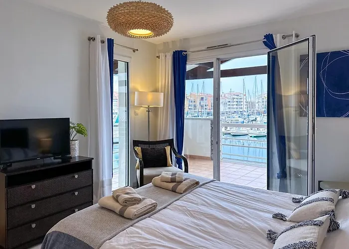 Ravissante Marina Idealement Situee Avec Jacuzzi بيت للعطل