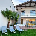 Ravissante Marina Idealement Situee Avec Jacuzzi 펜션