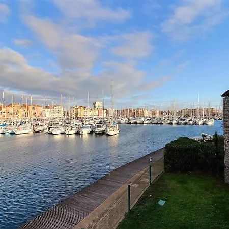 Σπίτι διακοπών Ravissante Marina Idealement Situee Avec Jacuzzi