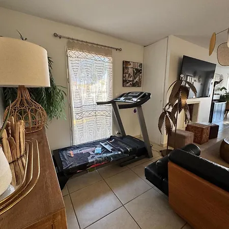 Ravissante Marina Idealement Situee Avec Jacuzzi *