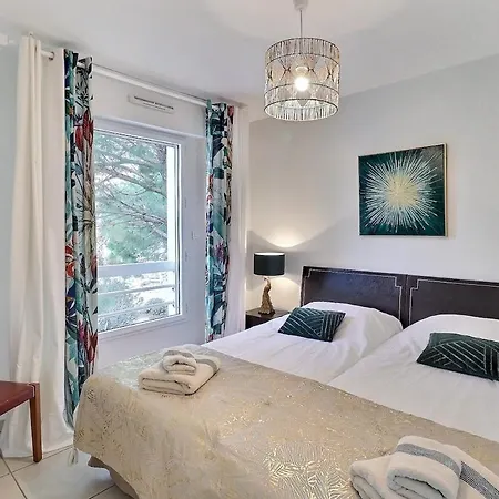 Ravissante Marina Idealement Situee Avec Jacuzzi Agde