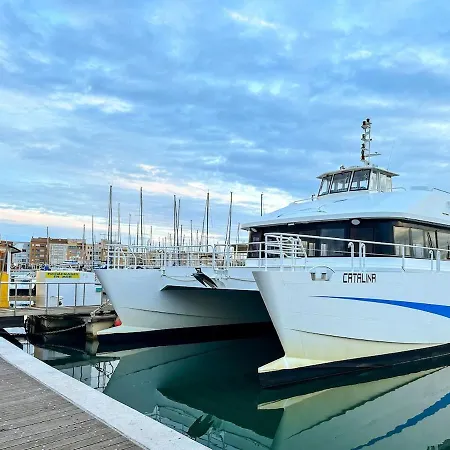 Ravissante Marina Idealement Situee Avec Jacuzzi Σπίτι διακοπών *
