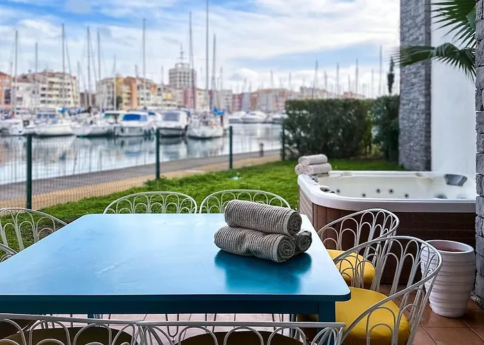 Ravissante Marina Idealement Situee Avec Jacuzzi Semesterbostad *