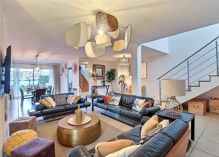 Ravissante Marina Idealement Situee Avec Jacuzzi * Agde