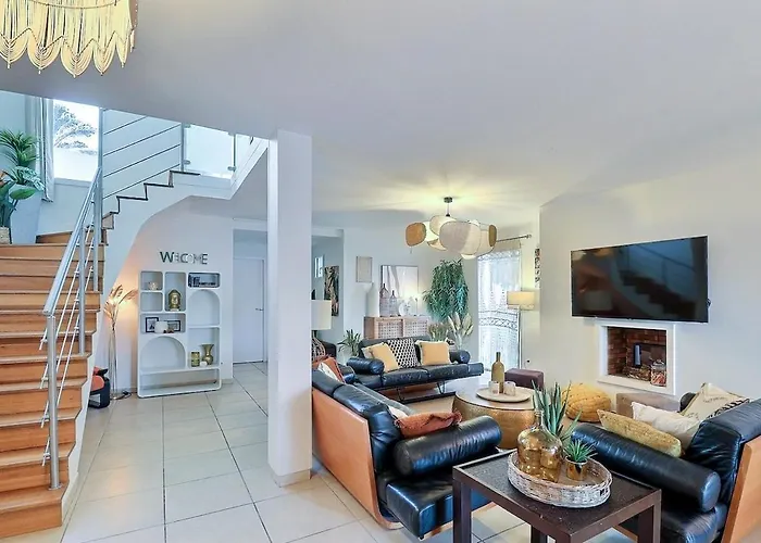 Semesterbostad Ravissante Marina Idealement Situee Avec Jacuzzi *