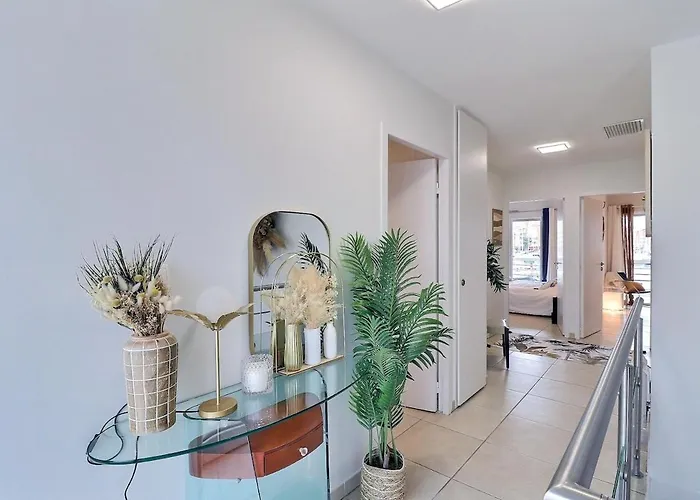 Ravissante Marina Idealement Situee Avec Jacuzzi * Agde